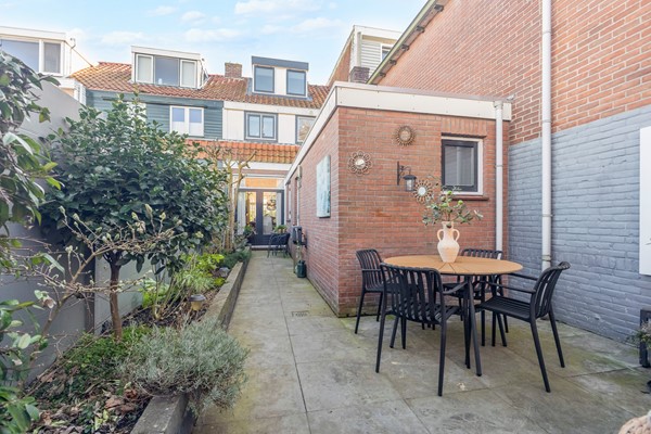 Medium property photo - H.A. Lorentzstraat 93, 1782 JH Den Helder